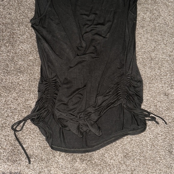 Dark green scoop neck with cinched sides - Picture 4 of 5